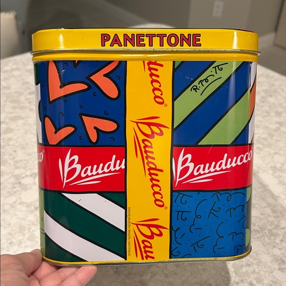 Rare 2002 ROMERO BRITTO Bauducco Panettone Art Deco Collectible Tin - Picture 3 of 7